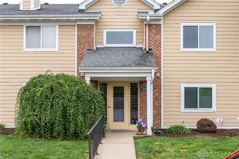 140 Mallard Glen Dr #3, Dayton, OH 45458