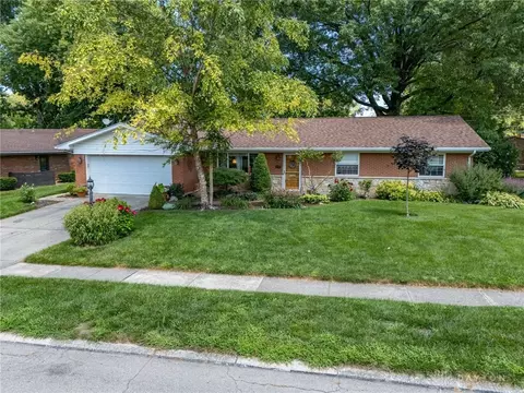5184 Sugar Maple Dr, Dayton, OH 45440