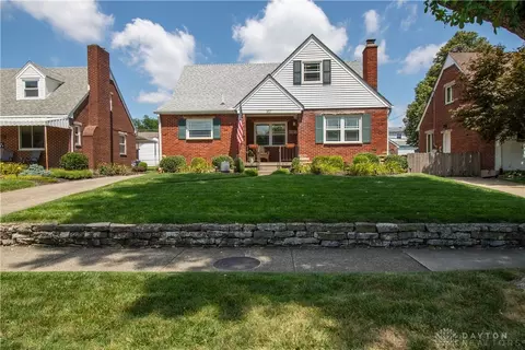917 Warrington Pl, Dayton, OH 45419