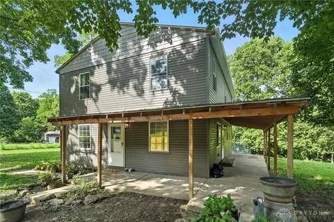 349 N Main St, Somerville, OH 45064