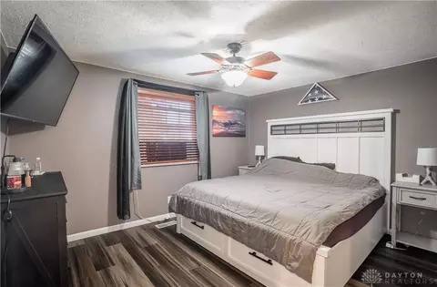 Bedroom - 627 Arrowhead Dr, Sidney, OH 45365 photo 2 of 7