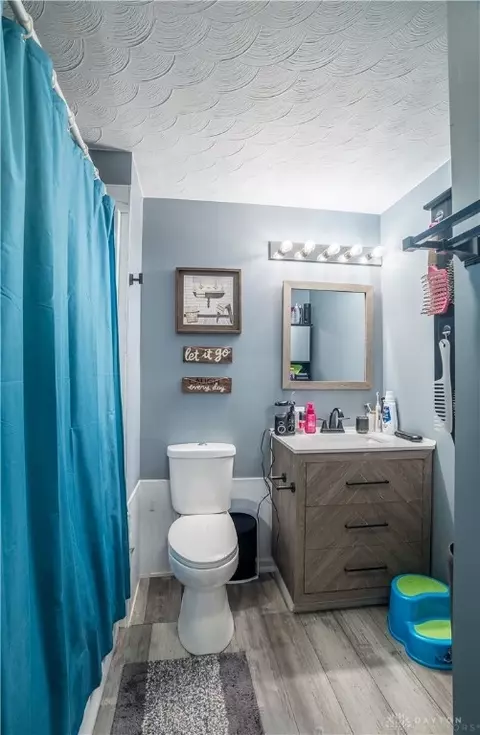 Bath - 627 Arrowhead Dr, Sidney, OH 45365 photo 1 of 2