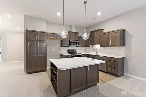 4206 N Golden Clove Bnd #56-303, Sugarcreek Township, OH 45459