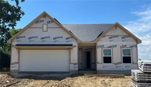 1701 Chevington Chase Chase, Troy, OH 45373