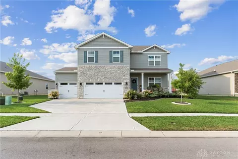 5362 Windbrooke Dr, Tipp City, OH 45371