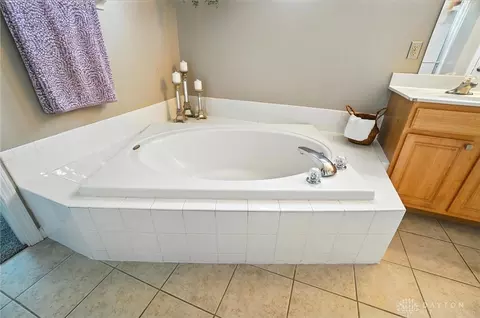 155 E Pugh Dr, Springboro, OH 45066 photo 32
