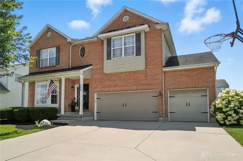 155 E Pugh Dr, Springboro, OH 45066
