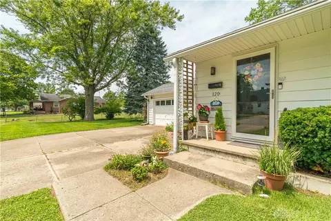 Exterior - 120 E Pinehurst St, Sidney, OH 45365 photo 3 of 8