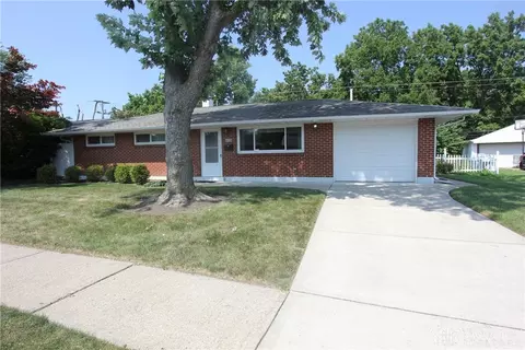 6529 Harshmanville Rd, Huber Heights, OH 45424