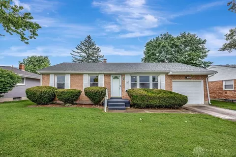 160 Crowthers Dr, Hamilton, OH 45013