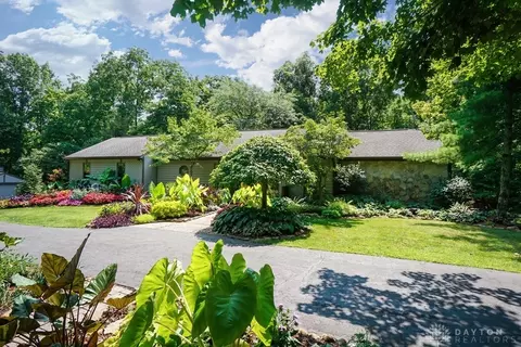 6888 Edwardsville Rd, Blanchester, OH 45107