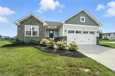 6747 Roycroft Dr, Middletown, OH 45042