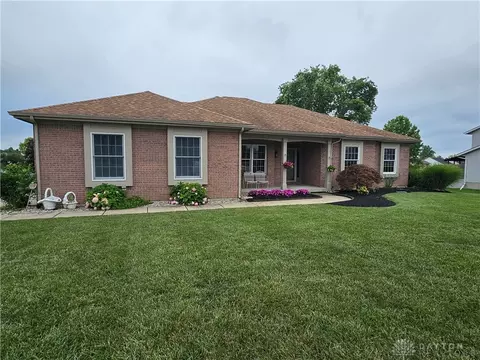 1708 Tipperary Dr, Middletown, OH 45042
