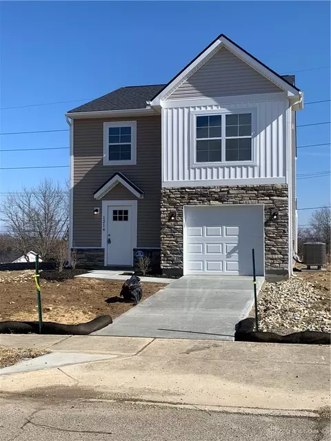 1214 Glennelle Dr, Dayton, OH 45417