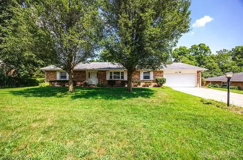 6122 Donnybrook Dr, Dayton, OH 45459