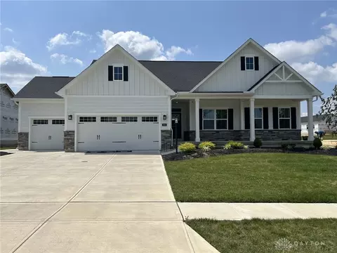 7061 Rivendell Cir, Dayton, OH 45459
