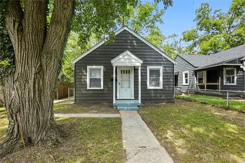 2145 Kipling Dr, Dayton, OH 45406
