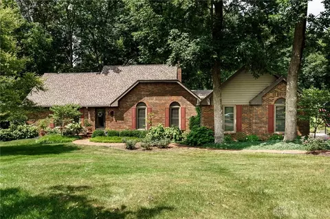 7600 Whispering Oaks Trl, Tipp City, OH 45371