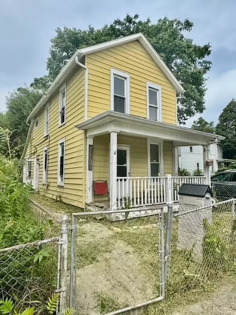 913 Tibbetts Ave, Springfield, OH 45505