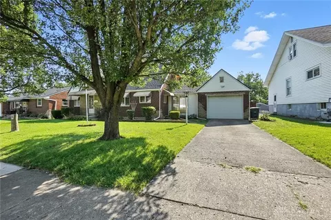 110 S Smithville Rd, Dayton, OH 45431