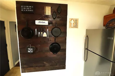Kitchen - 1949 E Bataan Dr, Kettering, OH 45420 photo 5 of 5
