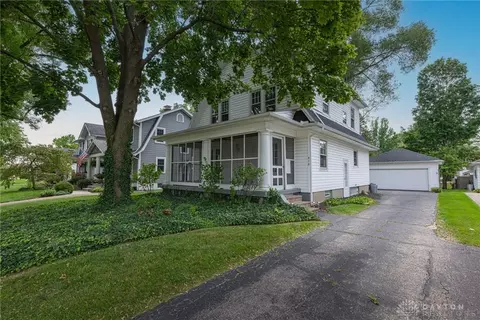 410 Wiltshire Blvd, Oakwood, OH 45419