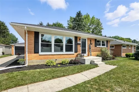4622 W Ridgewood Rd, Springfield, OH 45503