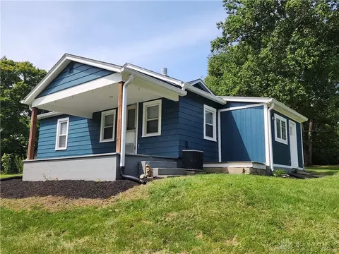 7025 Lower Miamisburg Rd, Miamisburg, OH 45342