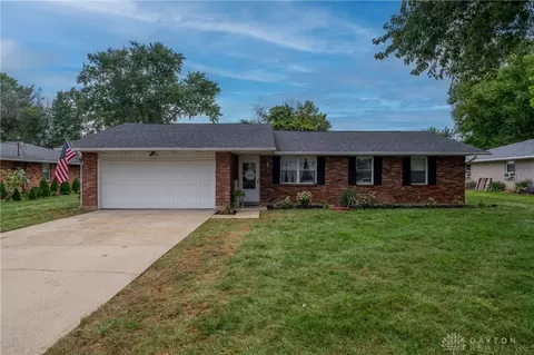 811 Marcia Dr, Trenton, OH 45067