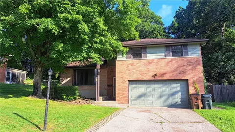 5604 Joyce Ann Dr, Dayton, OH 45415