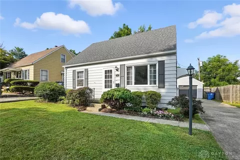 50 Thorpe Dr, Dayton, OH 45420