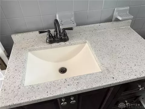 Bath - 1129 W Dorothy Ln, Kettering, OH 45409 photo 2 of 2