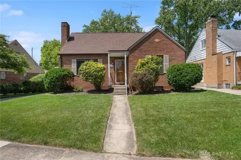1039 Berkshire Rd, Dayton, OH 45419