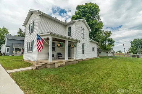 23 W 3rd St, West Alexandria, OH 45381