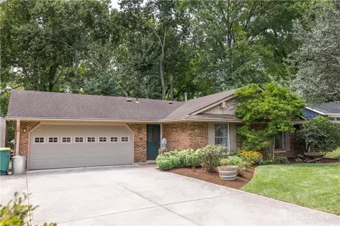 5 Whispering Pines St, Springboro, OH 45066
