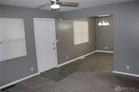 134 S Light St, Springfield, OH 45506 photo 17