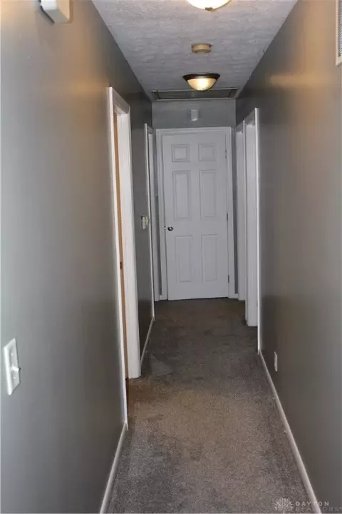 134 S Light St, Springfield, OH 45506 photo 6