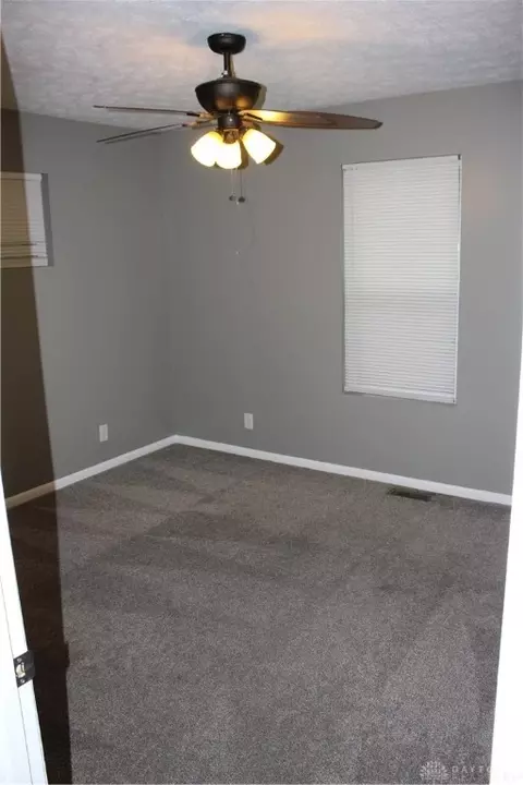 134 S Light St, Springfield, OH 45506 photo 10
