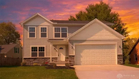61 Mary Pl, Germantown, OH 45327