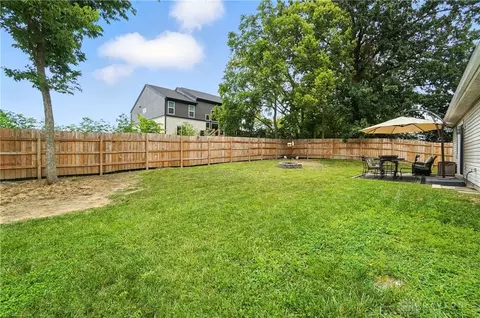 Exterior - 925 Joy Dr, Monroe, OH 45050 photo 5 of 6