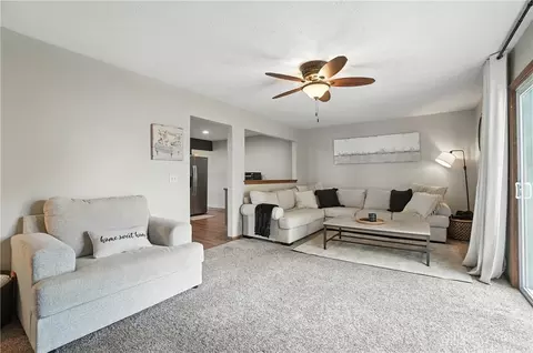 Living - 925 Joy Dr, Monroe, OH 45050 photo 2 of 2