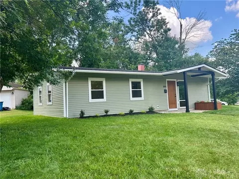 1195 Ringwalt Dr, Dayton, OH 45432