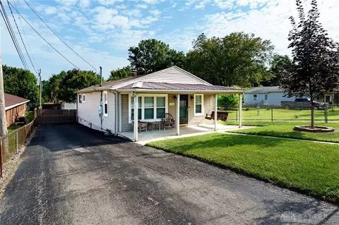 313 Grove St, Fairborn, OH 45324