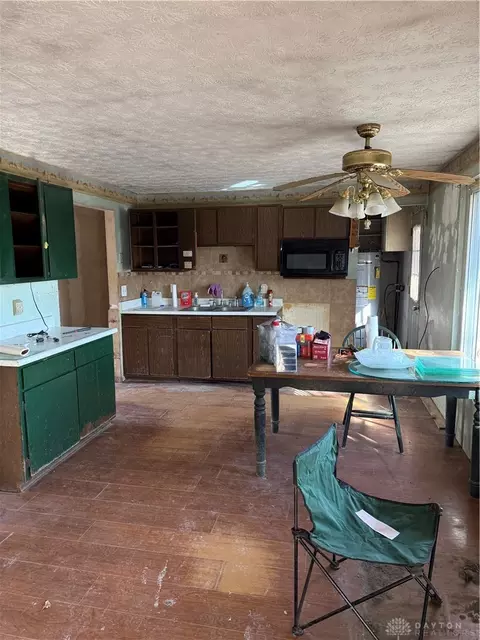 Kitchen - 124 Old Mill Rd, Springfield, OH 45506 photo 1 of 1