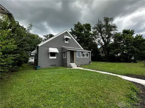 1020 Saint Adelbert Ave, Dayton, OH 45404