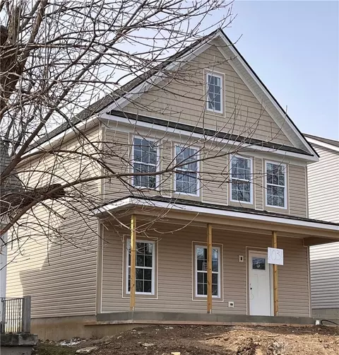 2031 Ravenwood Ave, Dayton, OH 45406