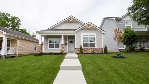 2047 Ravenwood Ave, Dayton, OH 45406