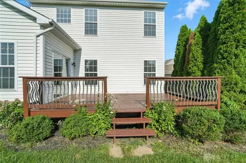 Exterior - 82 Mccullough Dr, Springboro, OH 45066 photo 5 of 9