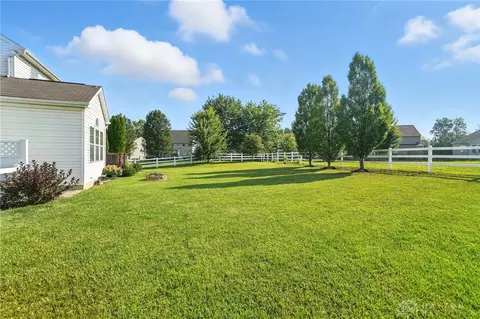Exterior - 82 Mccullough Dr, Springboro, OH 45066 photo 7 of 9