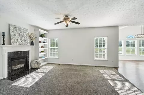 Living - 82 Mccullough Dr, Springboro, OH 45066 photo 2 of 3